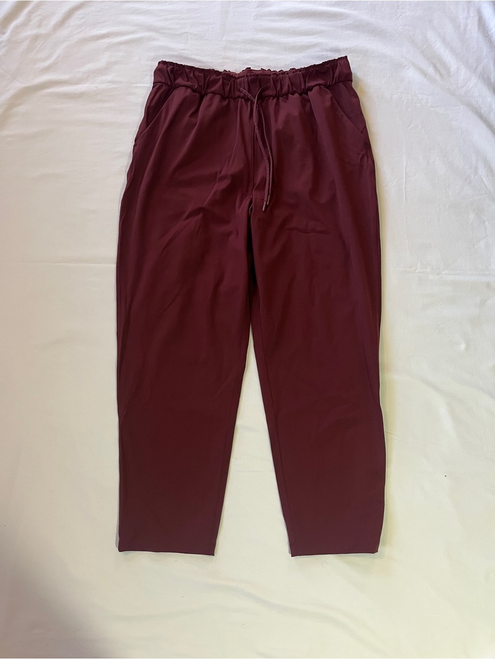 LULULEMON Keep Moving Pant Women’s size 14  High Rise 7/8